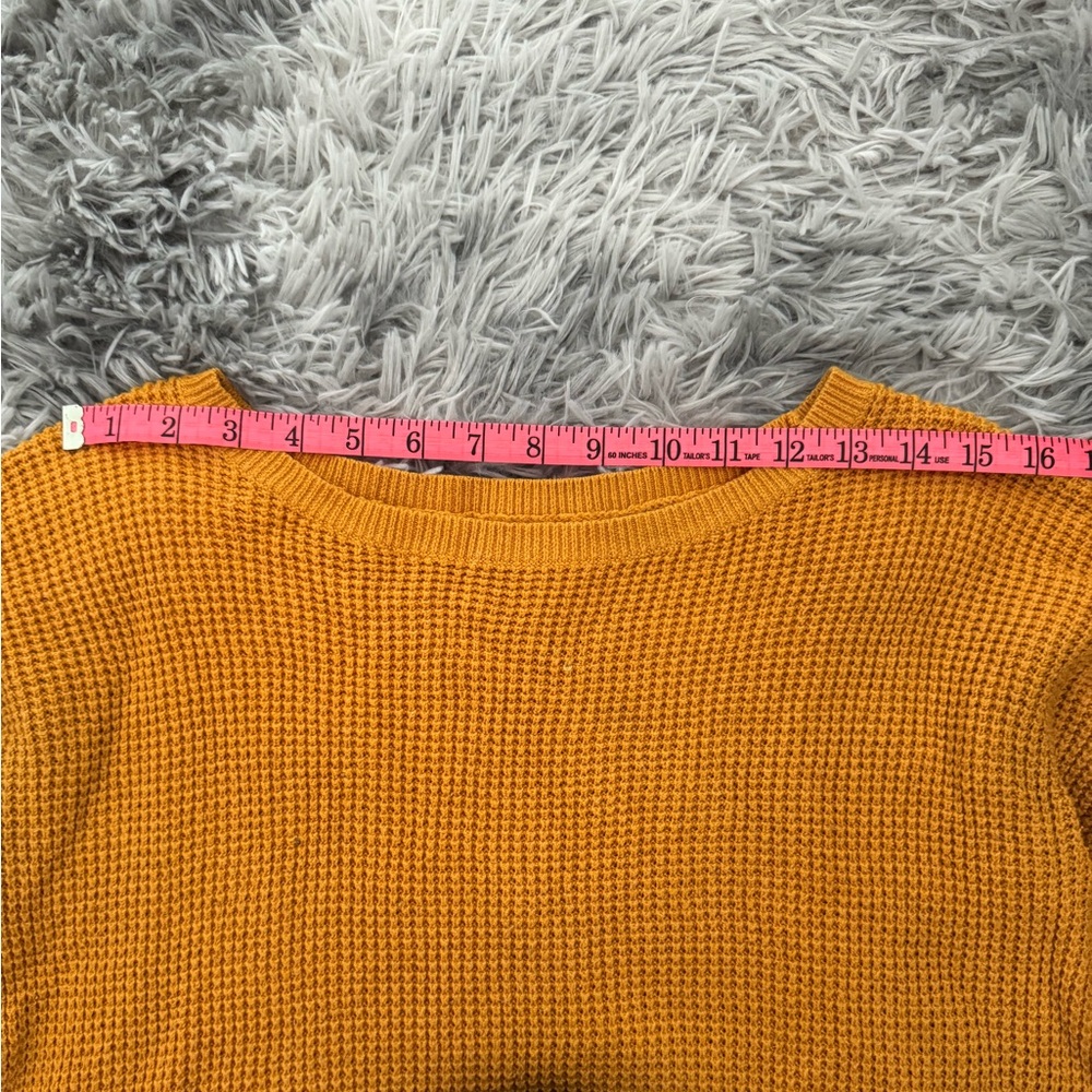 Mustard Yellow Hollister Knit sweater (M) - Picture 8 of 12